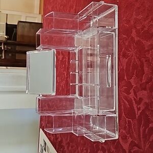 Makeup stand organizer